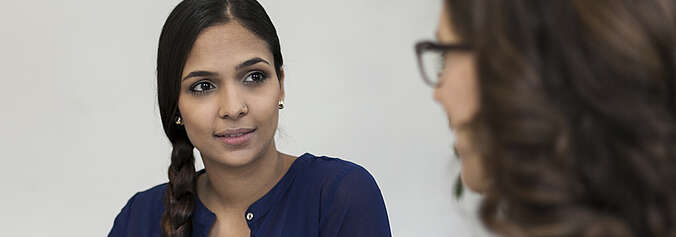 Jeune femme en consultation